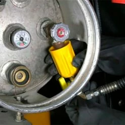 Coupon 🛒 Ideal Warehouse Quick-Change Propane Forklift Safety Valve 70-1104 ❤️ -Deals Pallet Trucks Store 987442C